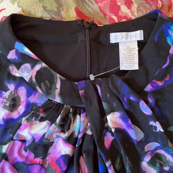 Vintage CACHE Size Large Floral Dress Keyhole Neck Gold Hardware Gathered Wrap - Picture 13 of 15